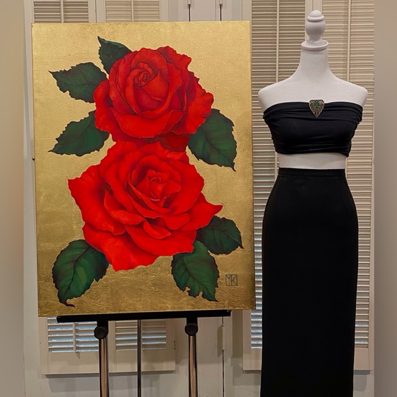 Vintage brass and green stones triangle brooch - Picture 4 of 12